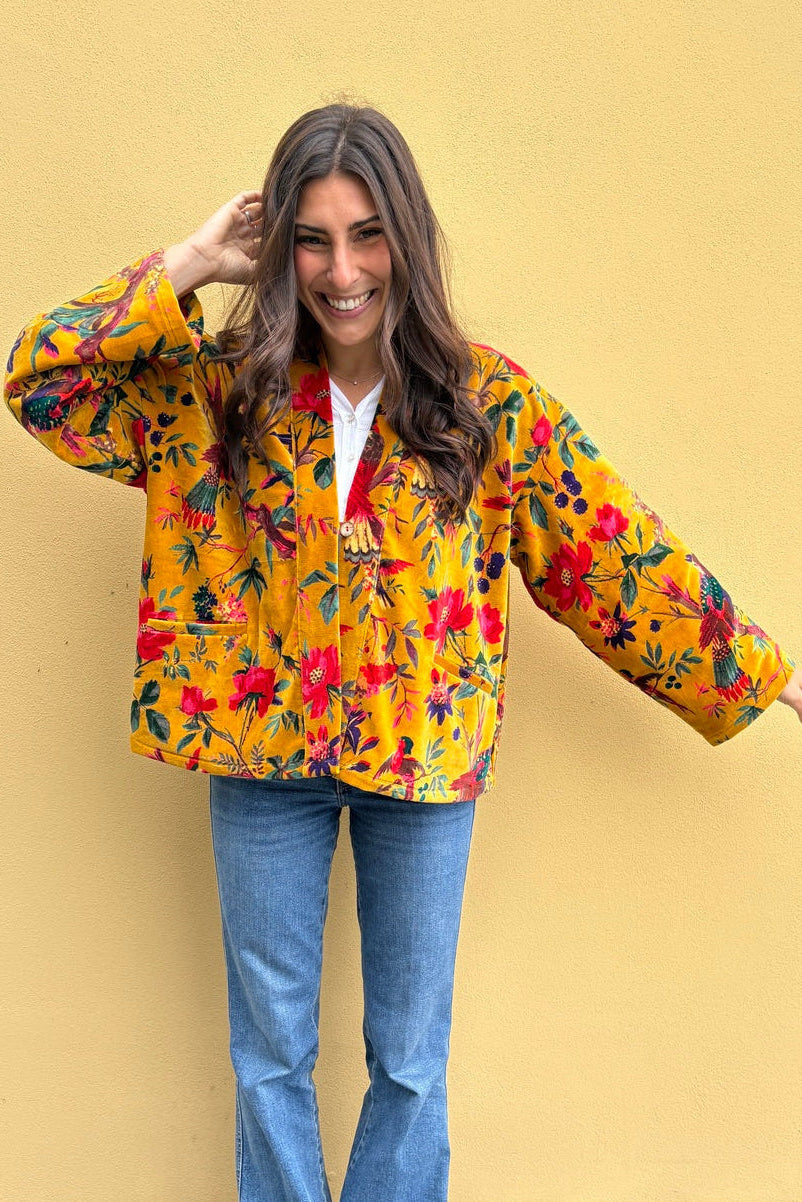 giacca kimono in velluto di cotone stampa floreale india con jeans lapeapois