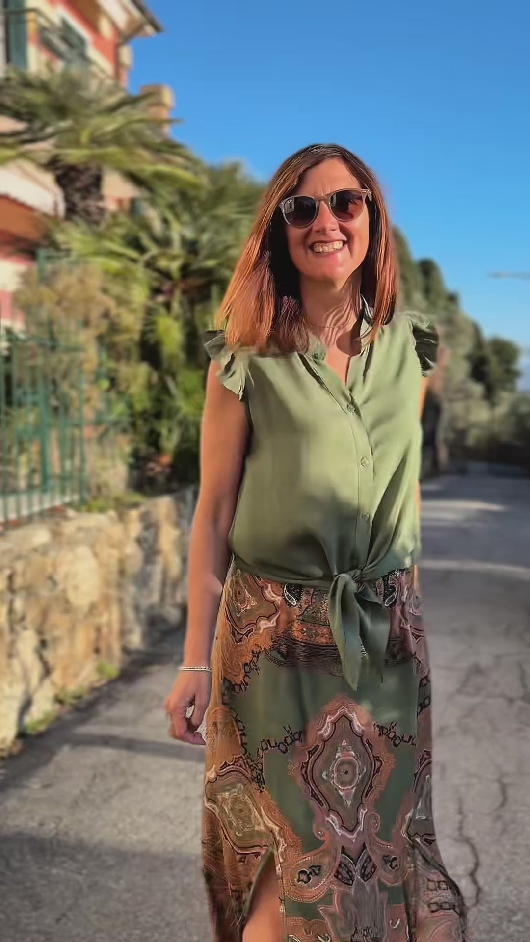 gonna lunga leggera stampa paisley verde nera arancione ideale primavera estate quando fa caldo in viaggio vacanza o in città video