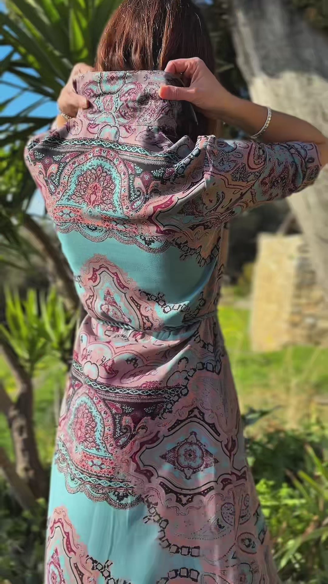 chemisier lungo elegante stampa Paisley  blu azzurro rosa boho chic resort wear  video